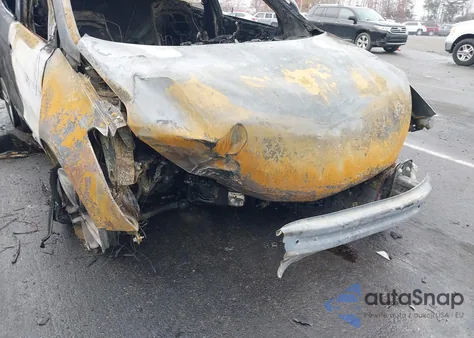 2017 Hyundai Santa Fe Sport 2.4L from USA, damaged, VIN 5XYZUDLB3HG448819